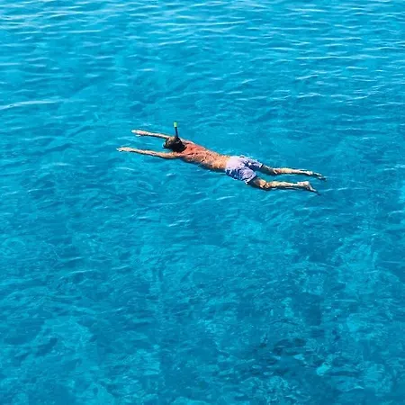 La Perla Sul Mare Della Caletta Apartment
